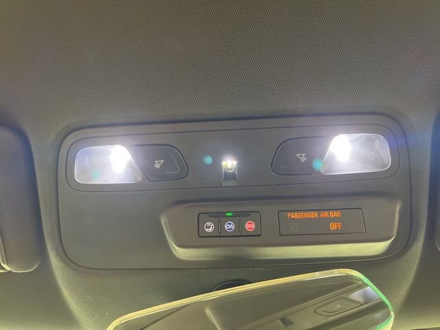 Used 2022 Chevrolet Camaro LT image 34