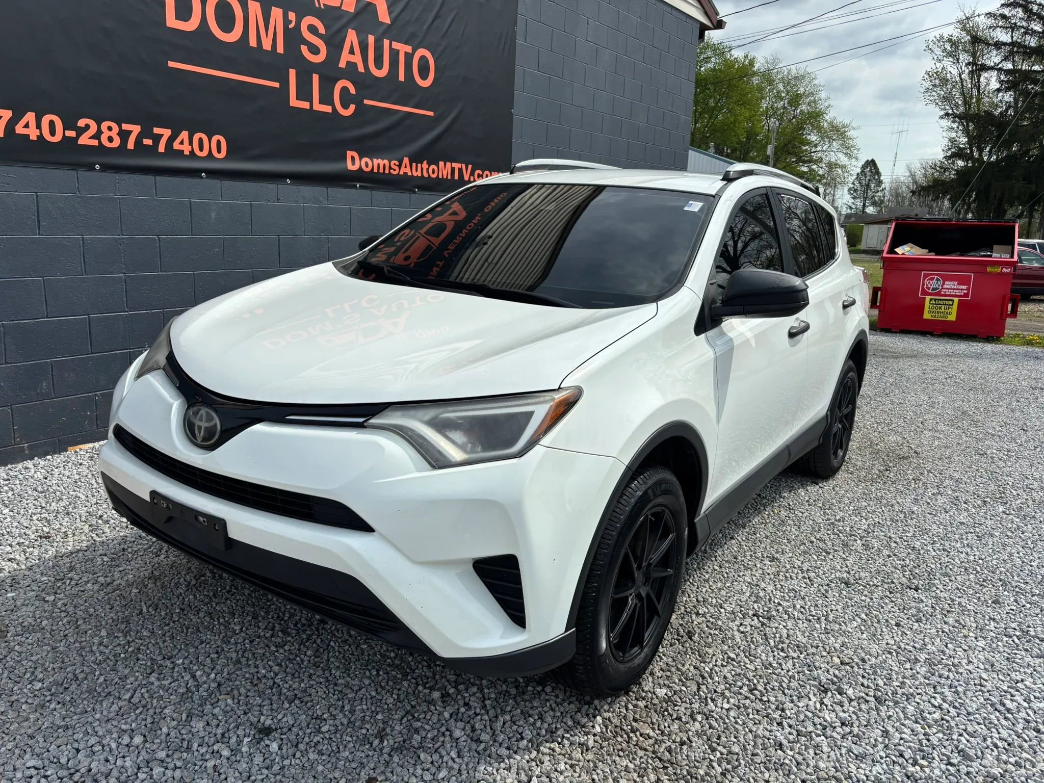 Used 2018 Toyota RAV4 LE w/ All Weather Liner Package image 9