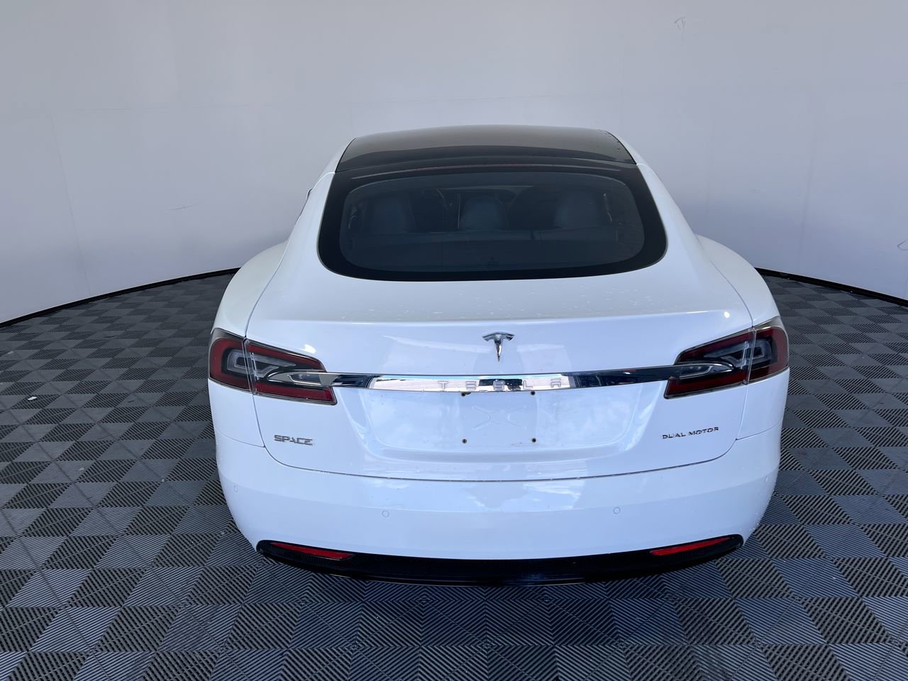 Used 2021 Tesla Model S Long Range Plus AWD/4WD image 4