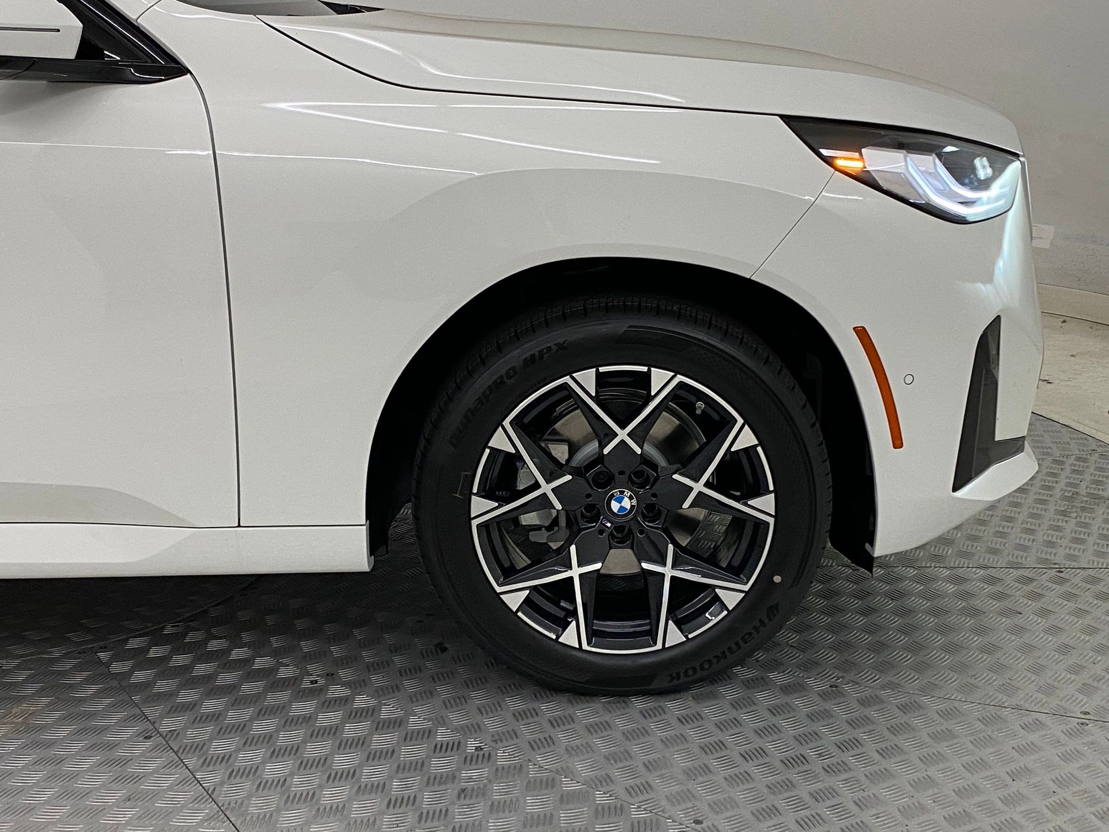 New 2026 BMW X3 xDrive30 w/ Premium Package image 10