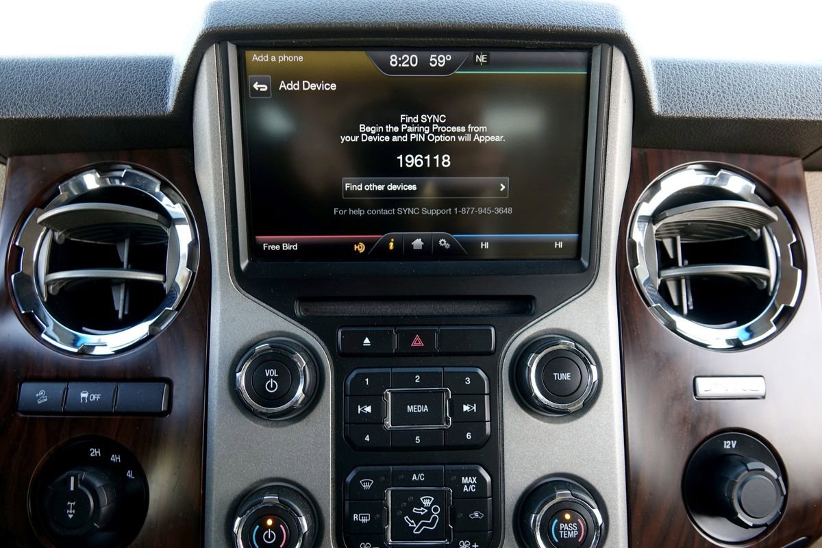 Used 2015 Ford F250 Lariat w/ Chrome Package image 39