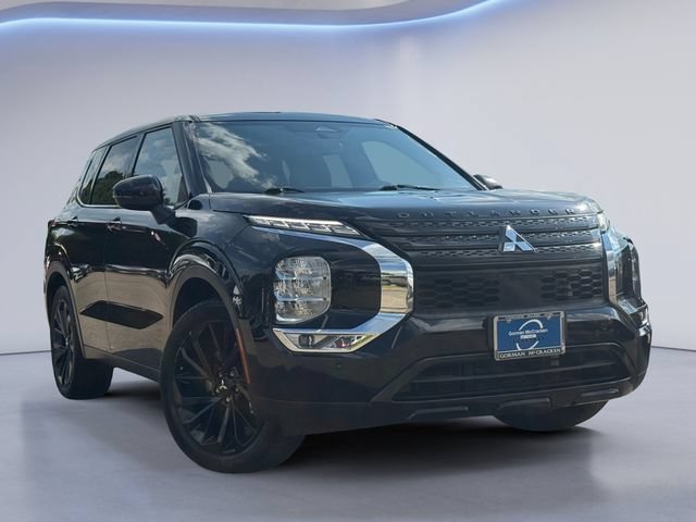 Used 2022 Mitsubishi Outlander SEL Black Edition AWD/4WD image 1