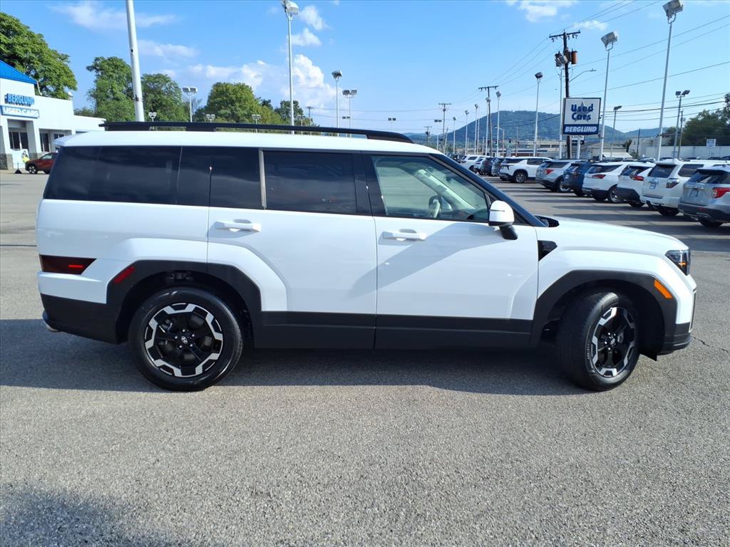 Used 2026 Hyundai Santa Fe SEL AWD/4WD image 3