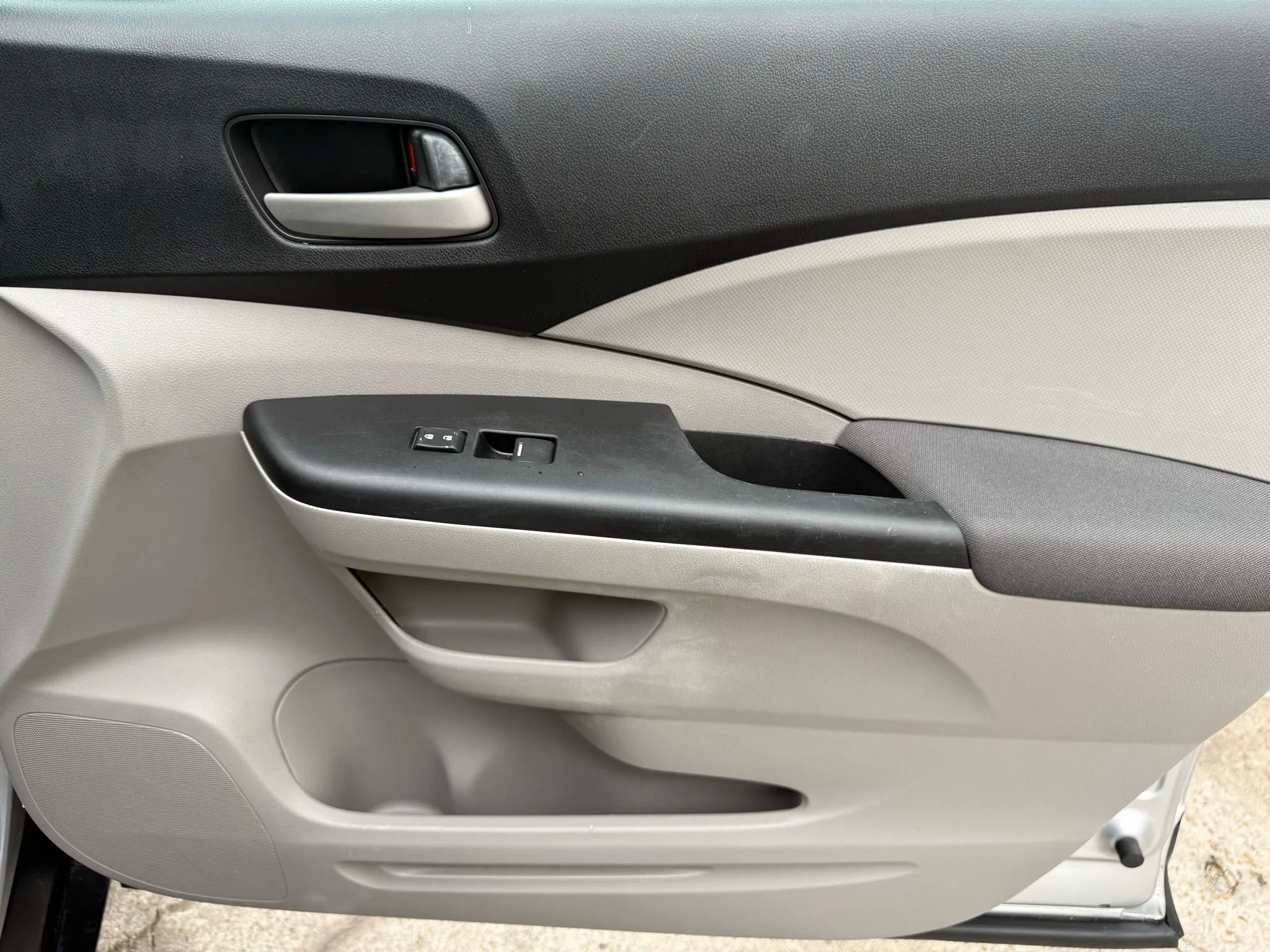 Used 2013 Honda CR-V LX image 22