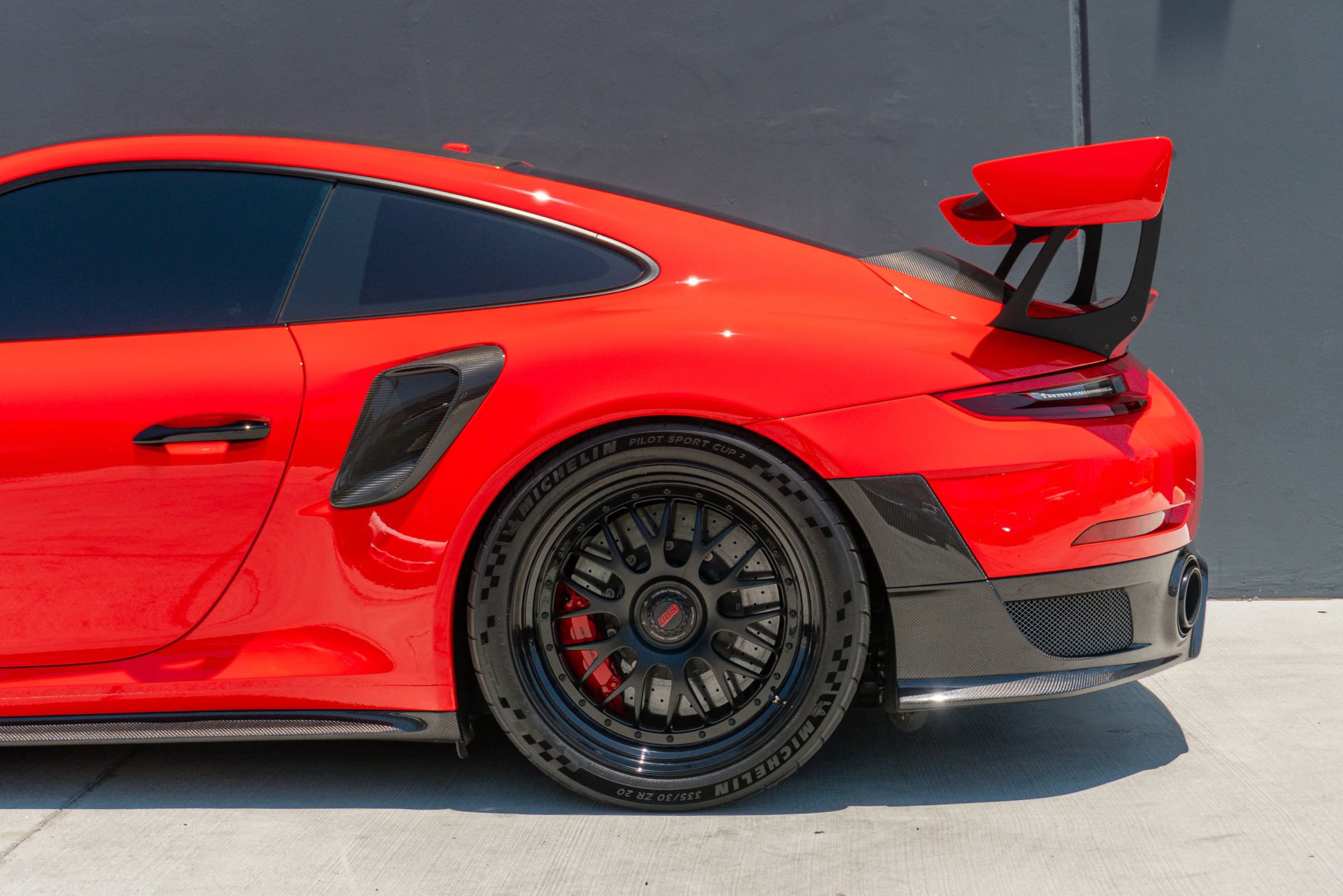 Used 2018 Porsche 911 GT2 RS RWD image 18