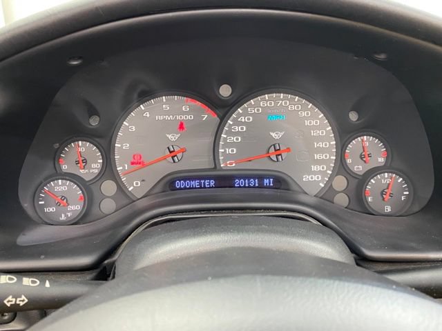 Used 1998 Chevrolet Corvette Convertible w/ Memory Pkg RWD image 23