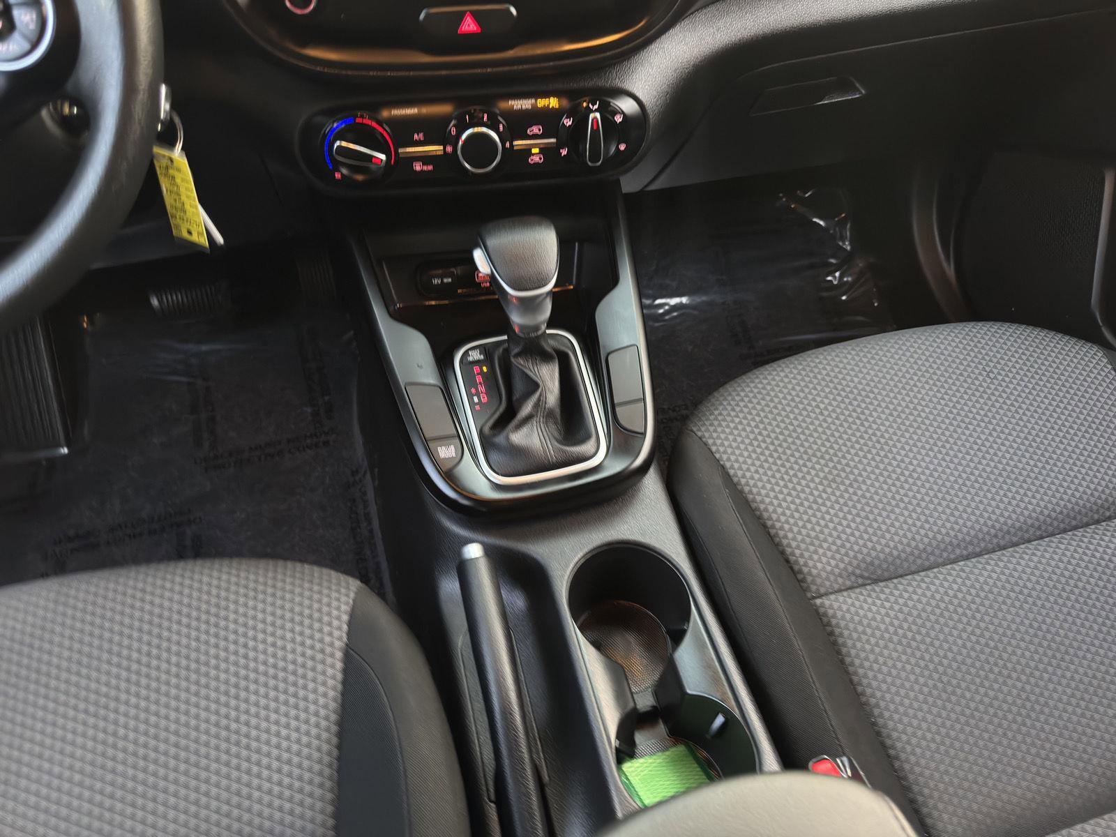 Used 2020 Kia Soul LX FWD image 35