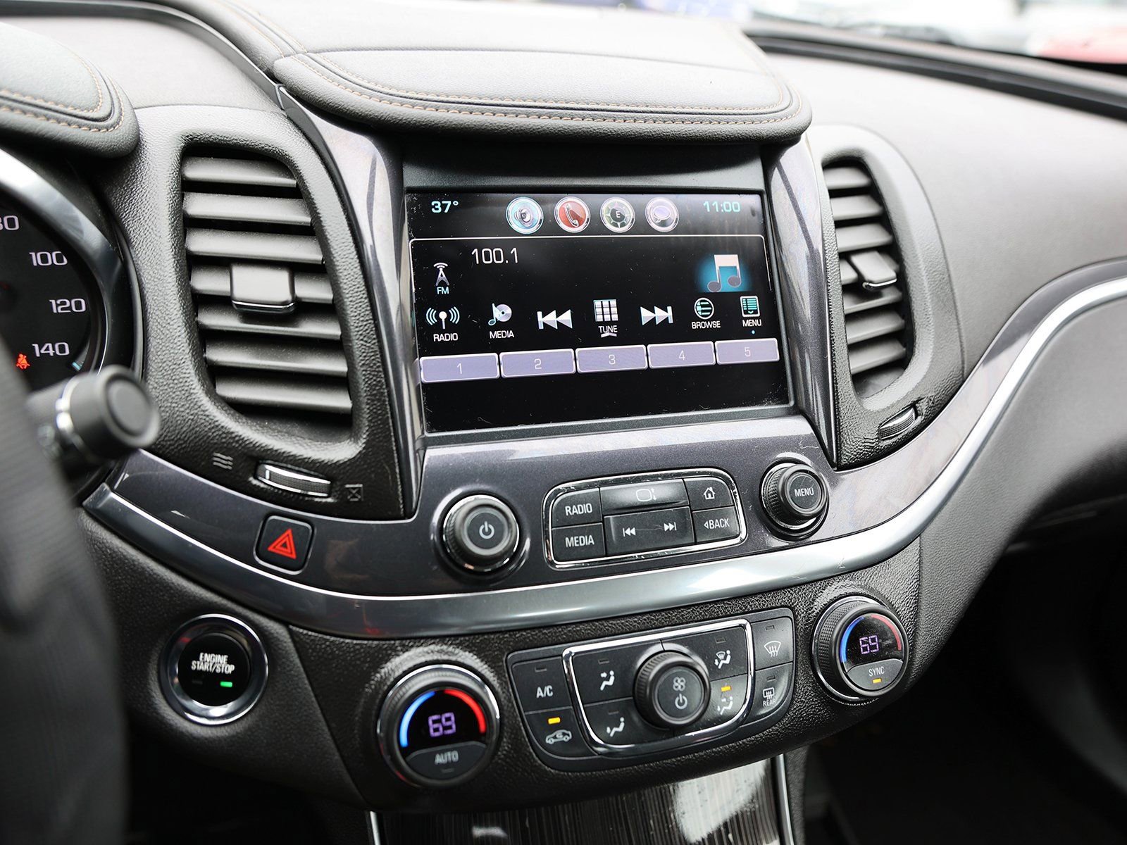 Used 2019 Chevrolet Impala LT image 23