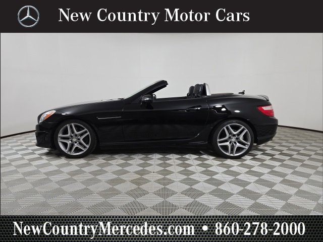 Used 2016 Mercedes-Benz SLK 350 image 4