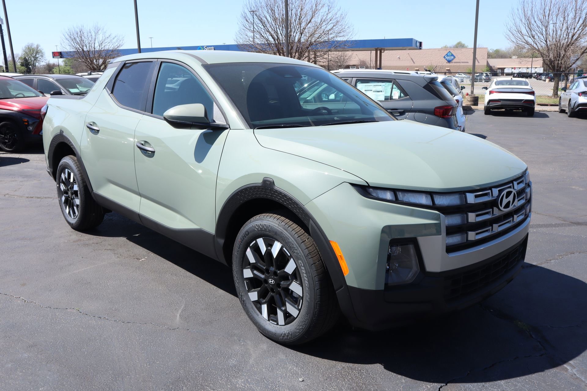 New 2026 Hyundai Santa Cruz SE image 1