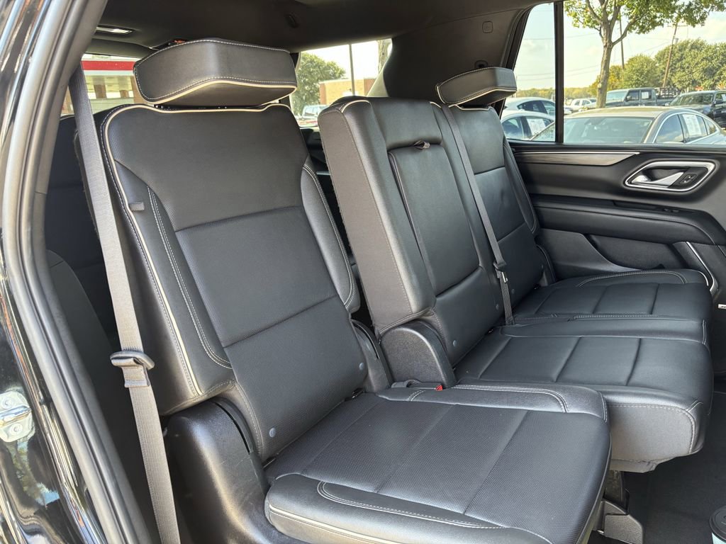 Used 2024 GMC Yukon SLT image 24