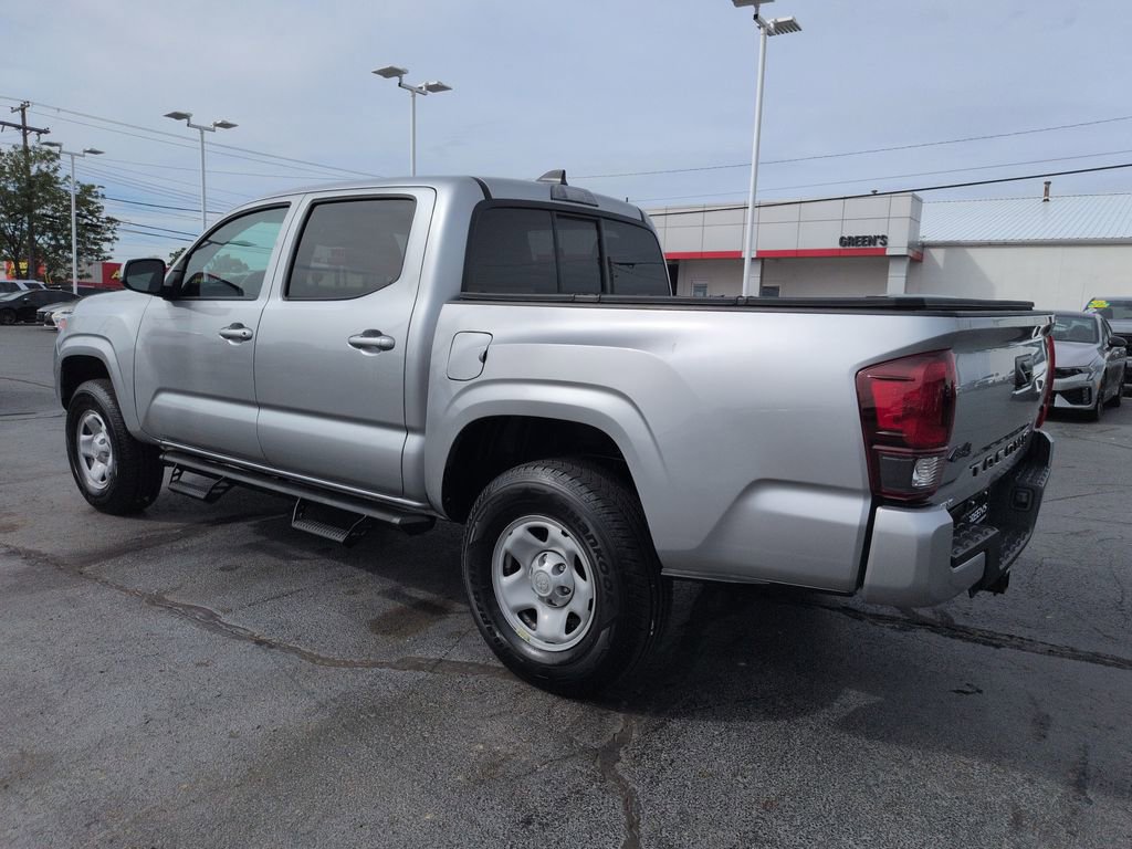 Used 2023 Toyota Tacoma SR AWD/4WD image 3