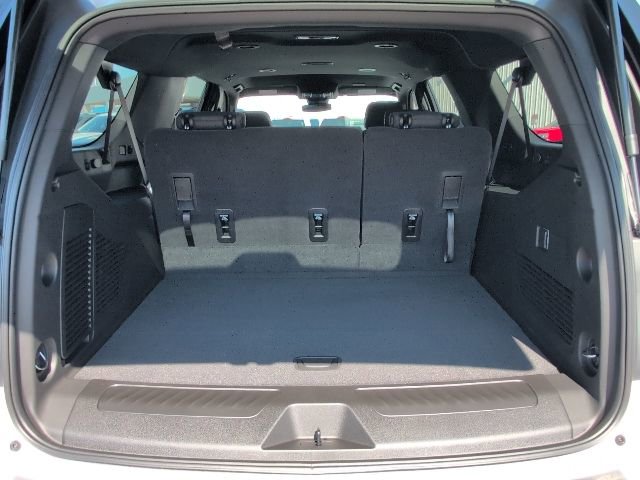 New 2026 Chevrolet Suburban LS image 11