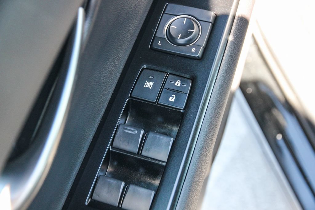 Certified 2024 Lexus UX 250h FWD image 22