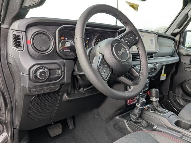 New 2026 Jeep Wrangler Unlimited Rubicon AWD/4WD image 20