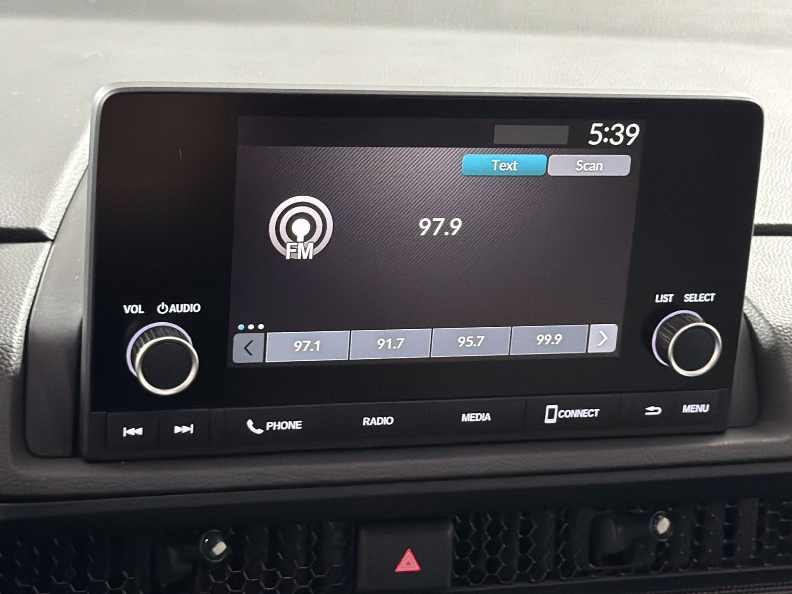 Used 2024 Honda CR-V LX image 18