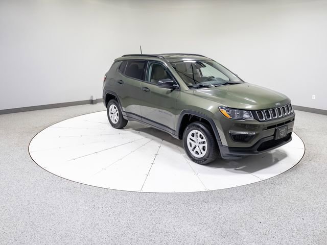 Used 2018 Jeep Compass Sport w/ Cold Weather Group image 28