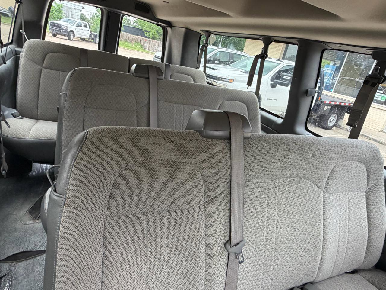 Used 2023 Chevrolet Express 3500 LT w/ LT Preferred Equipment Group RWD image 13