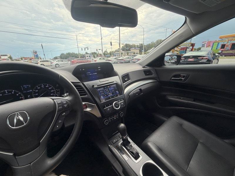 Used 2016 Acura ILX w/ Premium Package FWD image 21