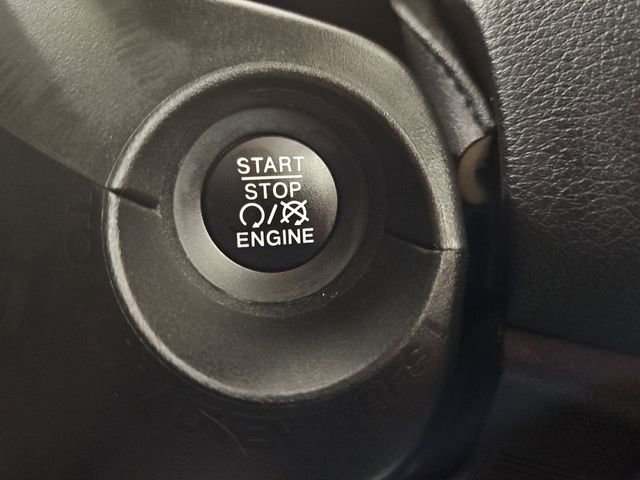 Used 2021 Jeep Renegade Latitude w/ Luxury Group I AWD/4WD image 49