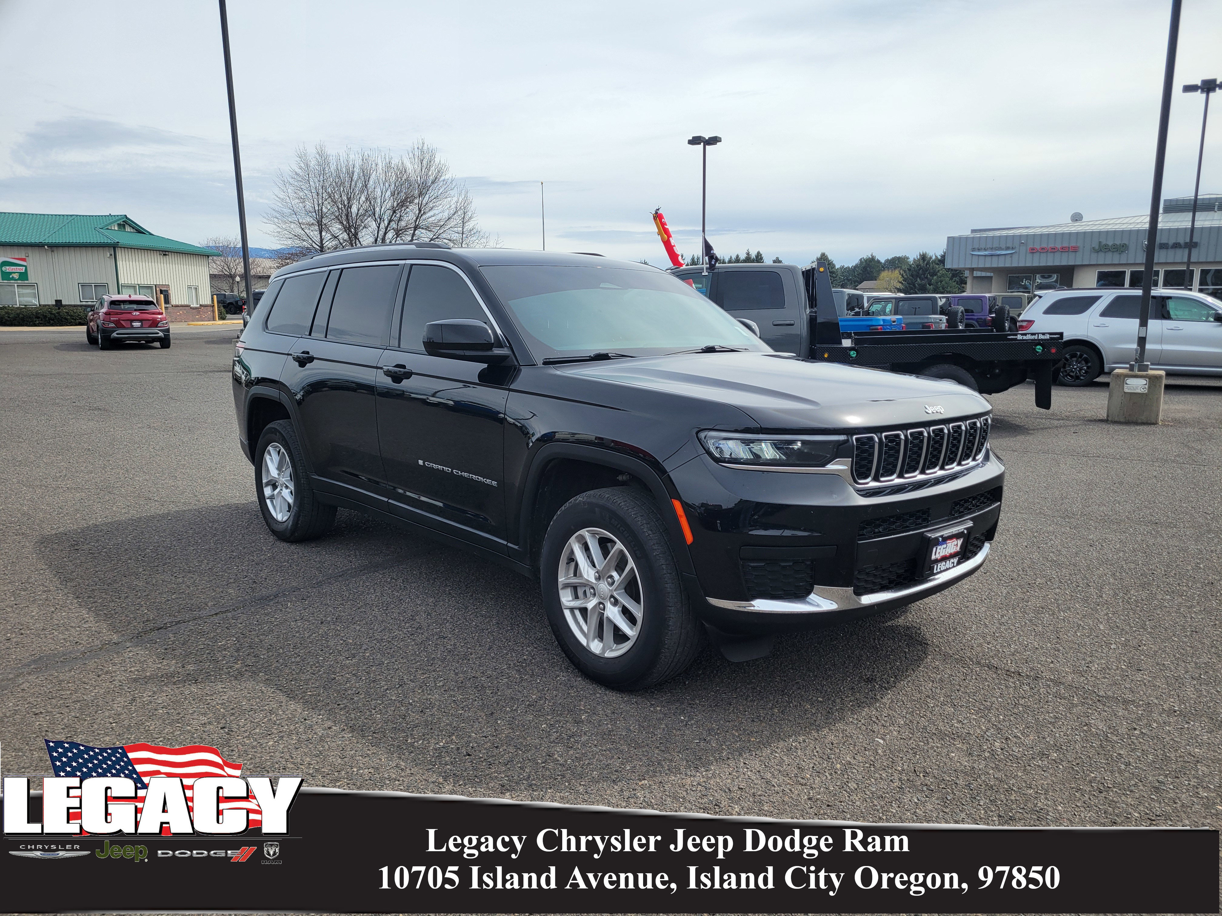 Used 2022 Jeep Grand Cherokee L Laredo w/ Luxury Tech Group I
