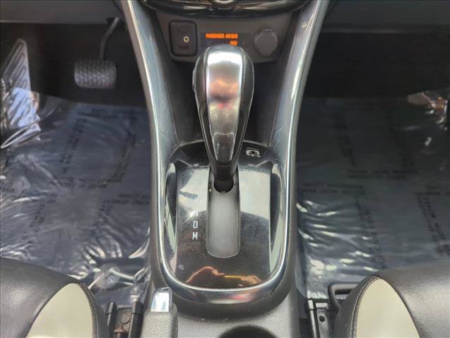 Used 2018 Chevrolet Trax Premier w/ Midnight Edition FWD image 14