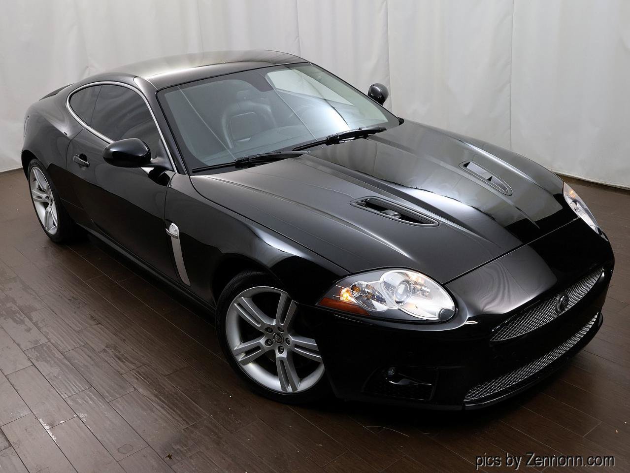 Used 2009 Jaguar XKR R RWD image 6