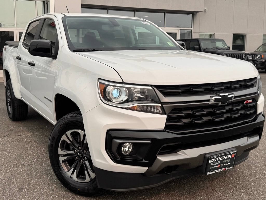 Used 2022 Chevrolet Colorado Z71 AWD/4WD image 1