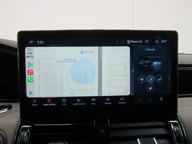 Used 2022 Lincoln Navigator Reserve image 12