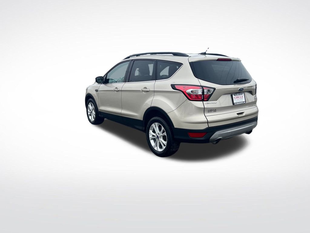 Used 2018 Ford Escape SE image 3