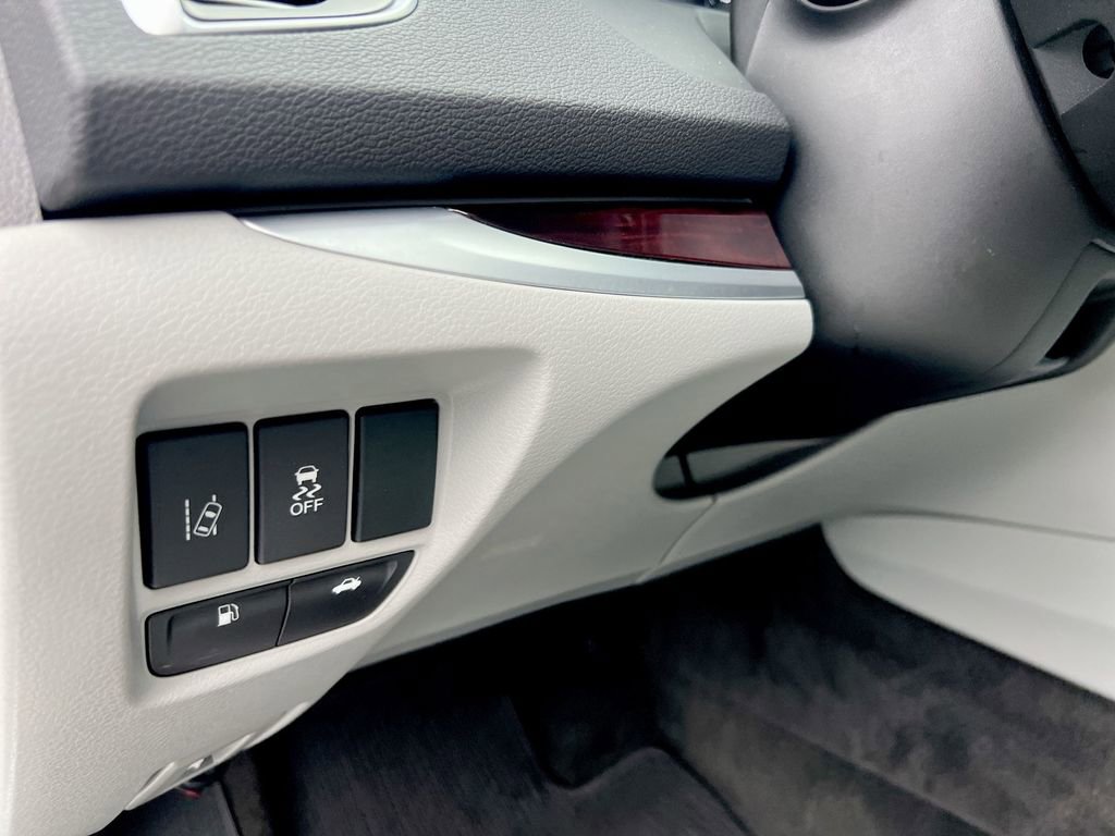 Used 2017 Acura TLX V6 w/ Technology Package image 16