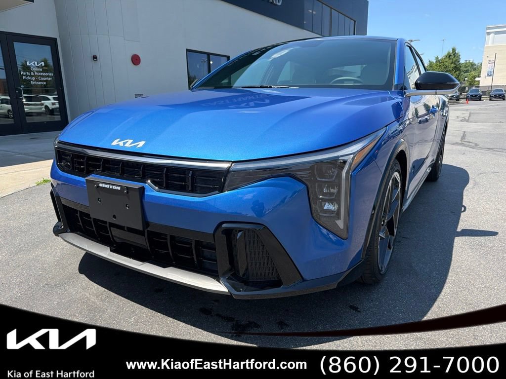 New 2026 Kia K4 GT-Line w/ GT-Line Sunroof Package FWD image 3