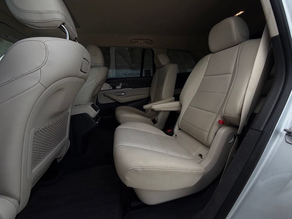 Used 2020 Mercedes-Benz GLS 450 4MATIC w/ Convenience Package image 23
