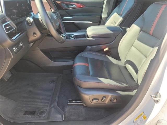 Certified 2024 Chevrolet Traverse RS w/ LPO, Floor Liner Package image 14