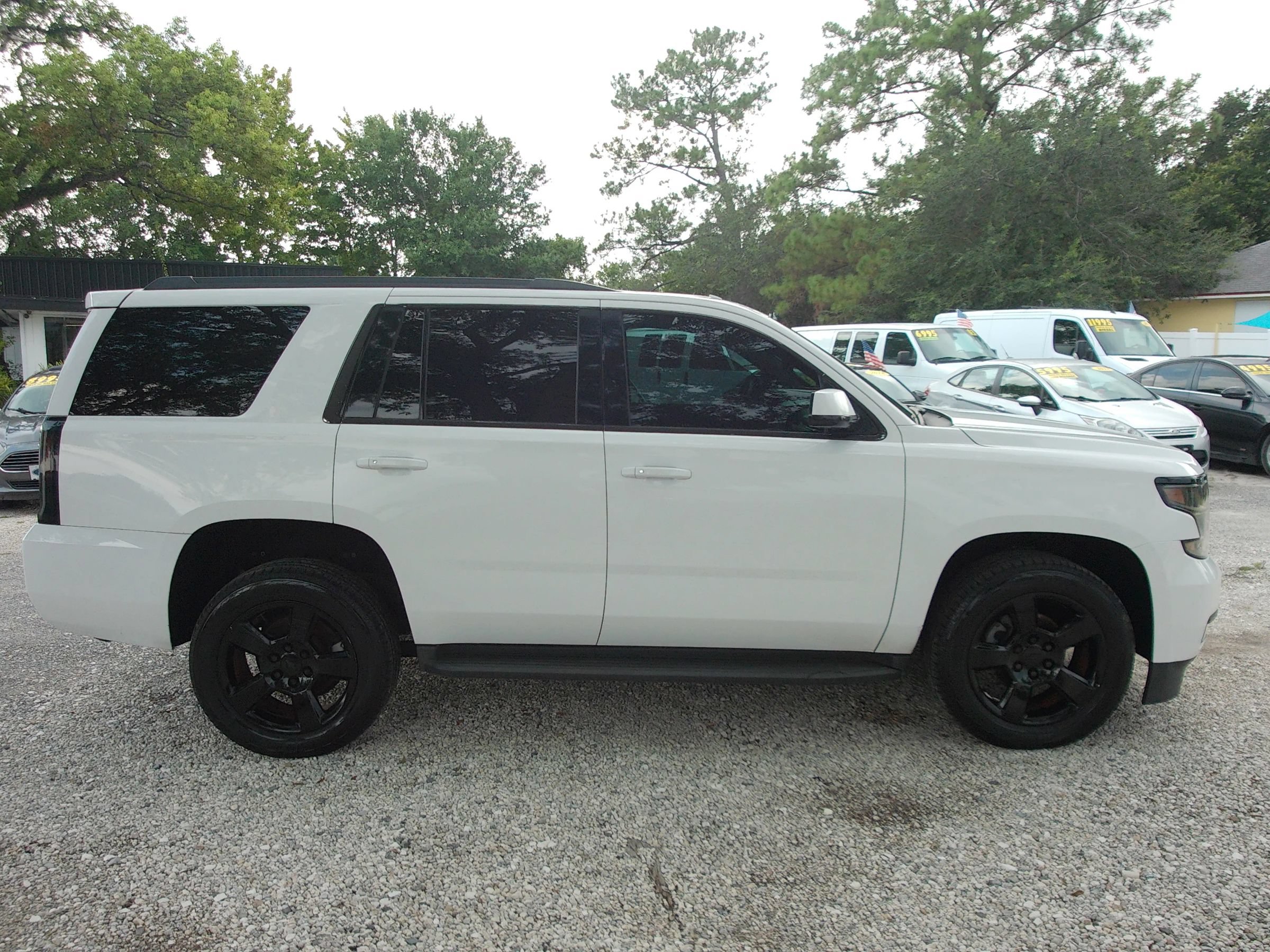 Used 2017 Chevrolet Tahoe LT RWD image 4