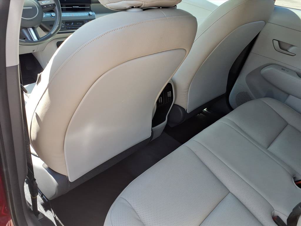 Used 2024 Hyundai Kona SEL FWD image 15