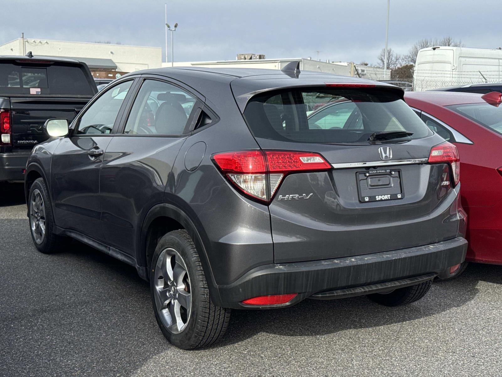 Used 2021 Honda HR-V LX image 2