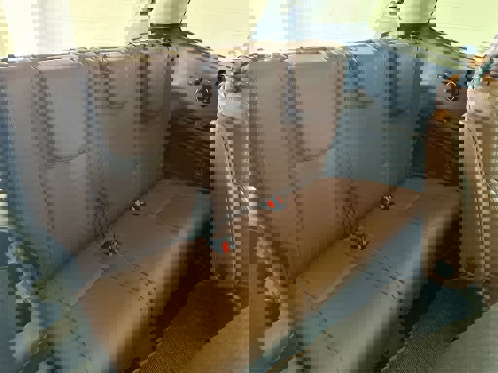 Used 2019 Subaru Ascent Touring w/ Popular Package #2 image 22