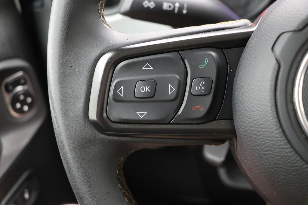 Used 2024 Jeep Gladiator Sport AWD/4WD image 20
