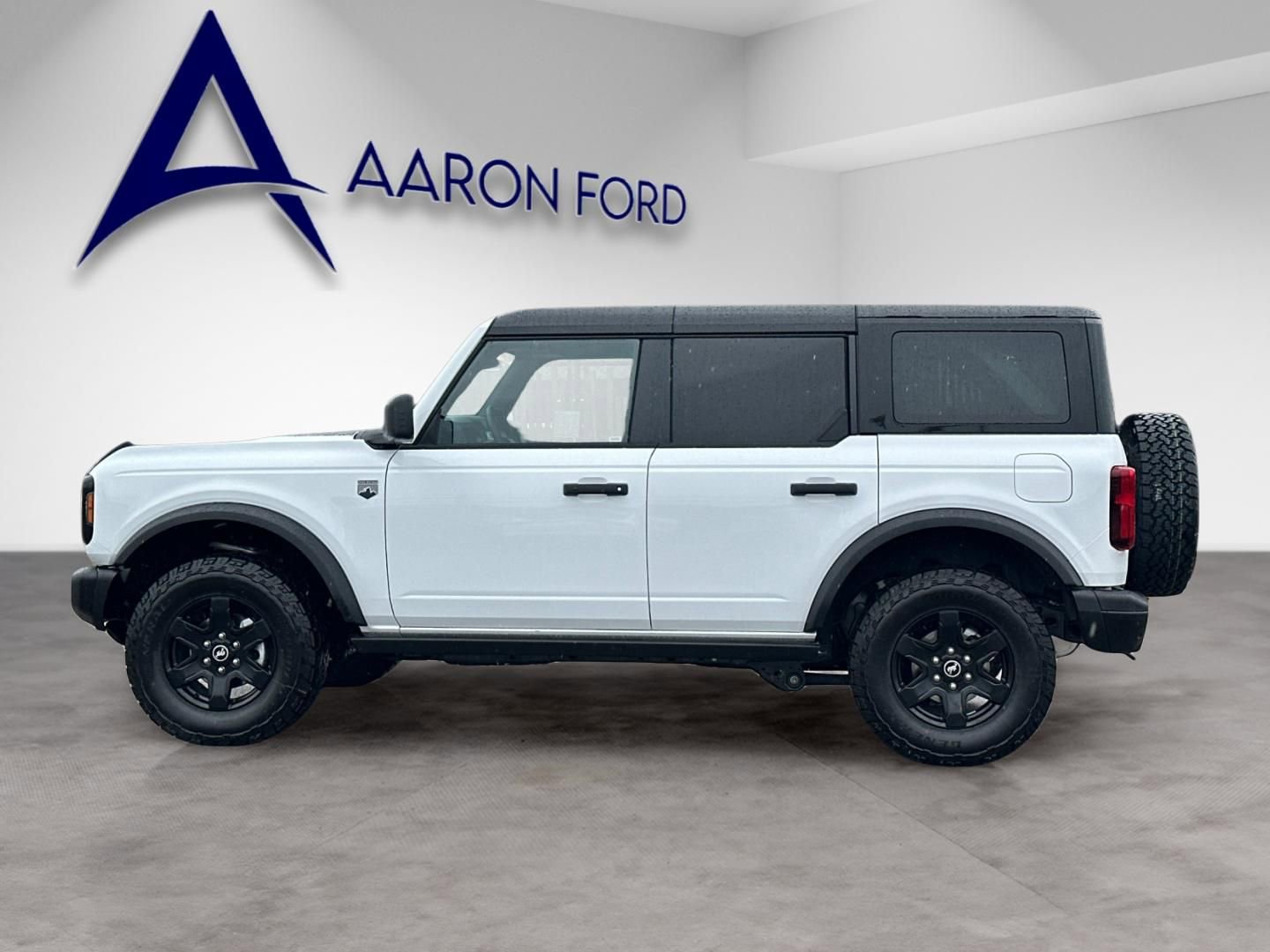New 2025 Ford Bronco Big Bend w/ Black Diamond Package AWD/4WD image 3