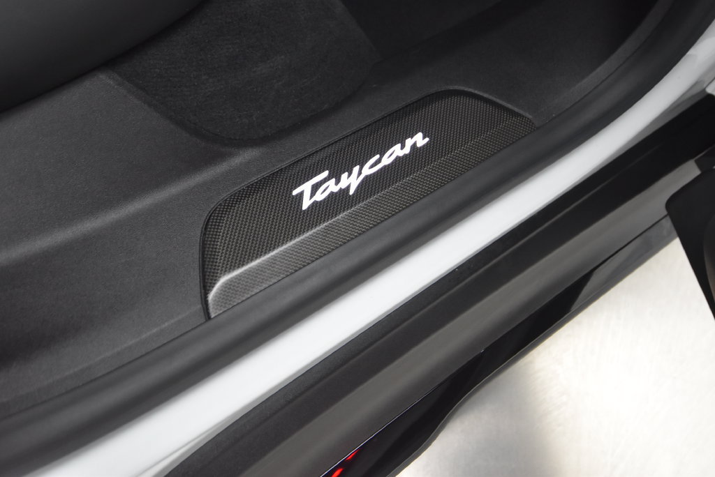 Used 2022 Porsche Taycan Turbo S AWD/4WD image 67