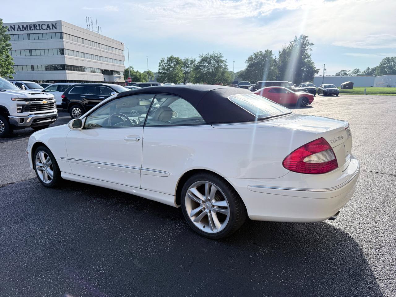 Used 2006 Mercedes-Benz CLK 350 Cabriolet w/ Premium Pkg image 3