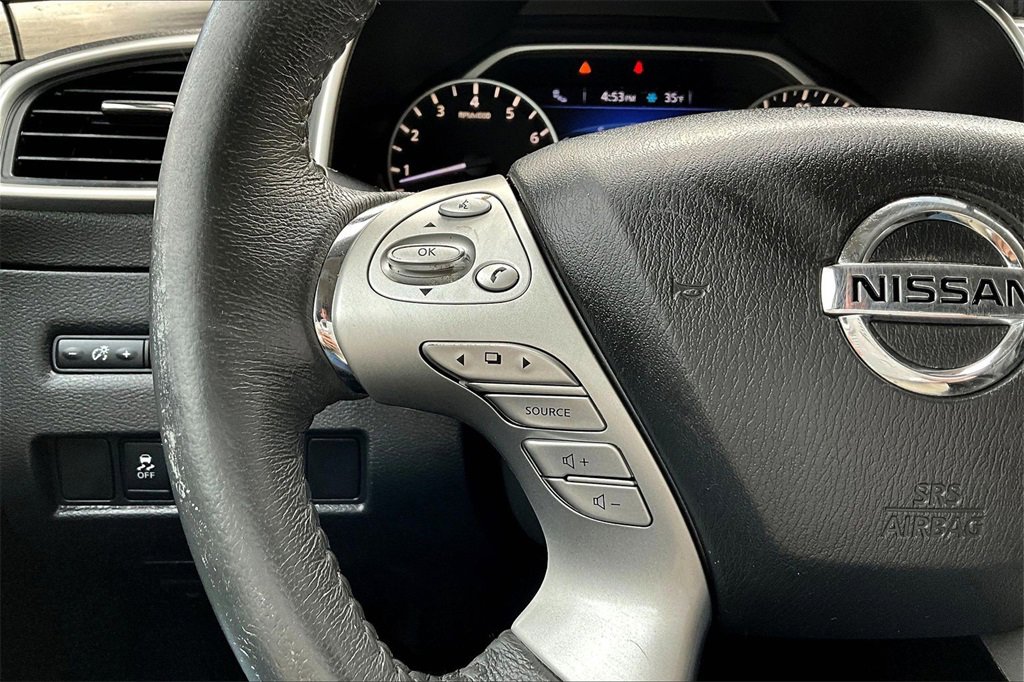 Used 2017 Nissan Murano SL w/ SL Technology Package image 11