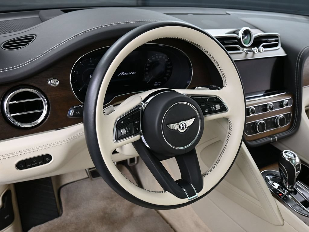 Certified 2024 Bentley Bentayga AWD/4WD image 17