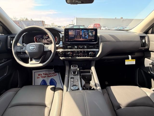 New 2026 Nissan Pathfinder SL image 21