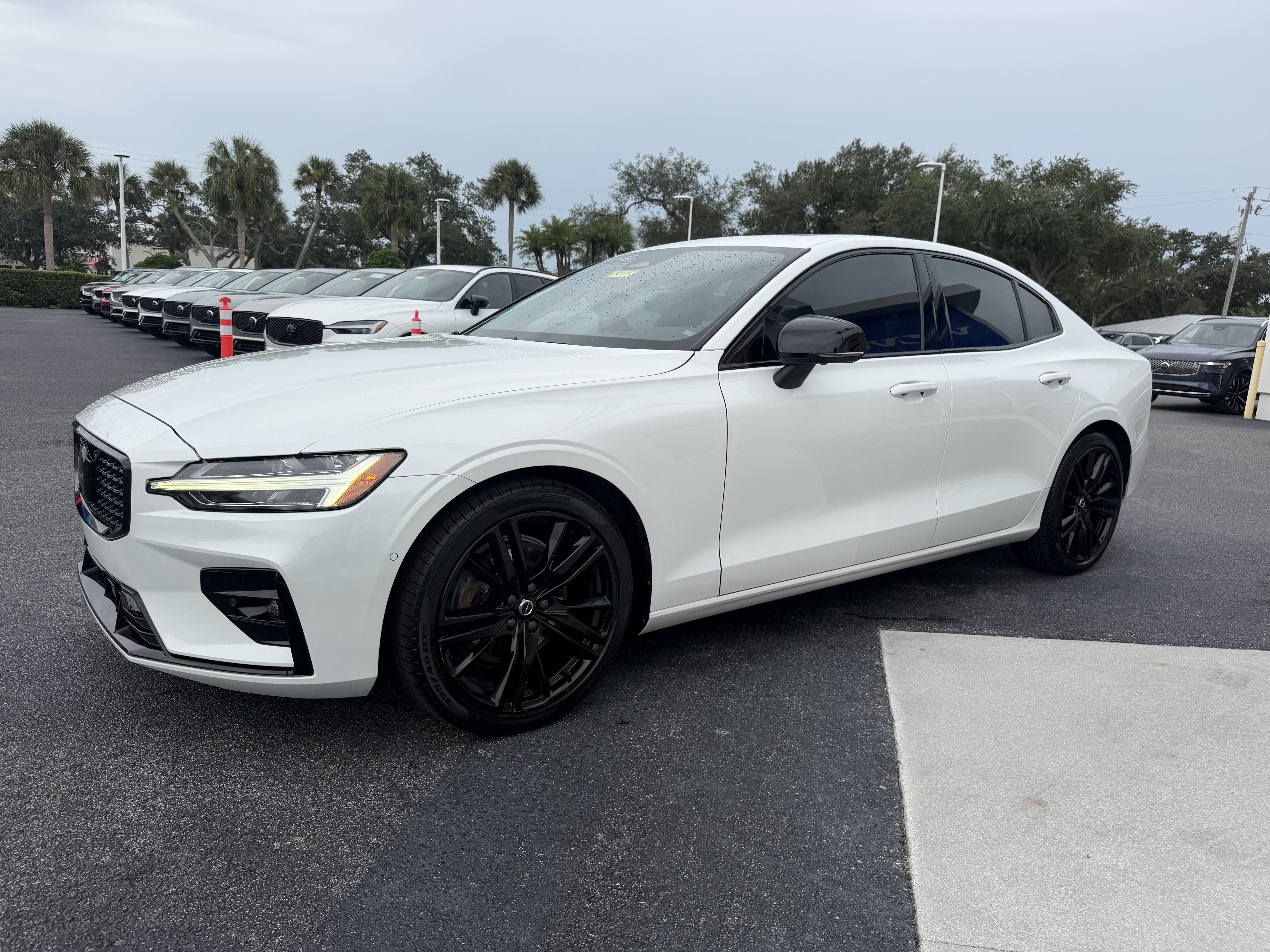 Certified 2024 Volvo S60 B5 Plus w/ Protection Package Premier FWD image 7