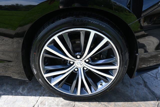 Used 2018 INFINITI Q60 3.0t Luxe image 13