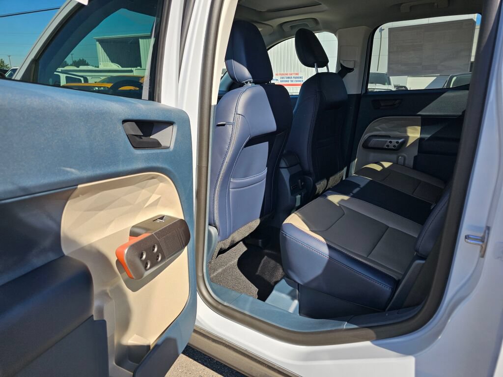 New 2026 Ford Maverick Lariat w/ 4K Tow Package AWD/4WD image 11