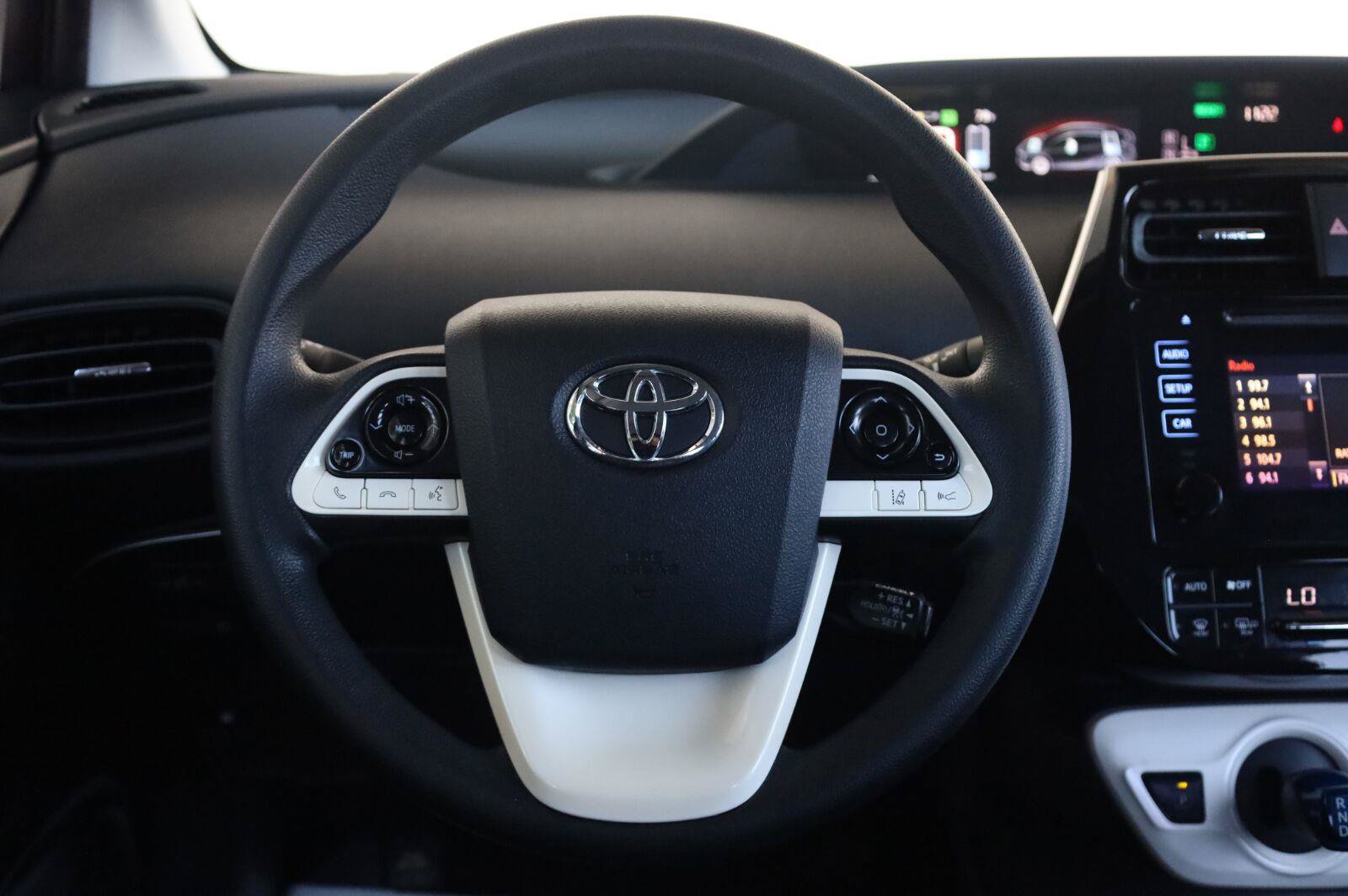 Used 2017 Toyota Prius Two FWD image 27