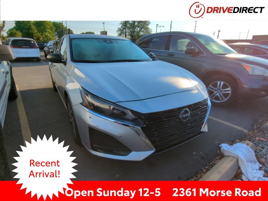 Used 2024 Nissan Altima 2.5 SV